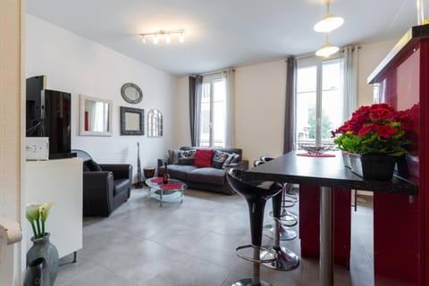 Stylish White and Red Apartments Condo in Antibes