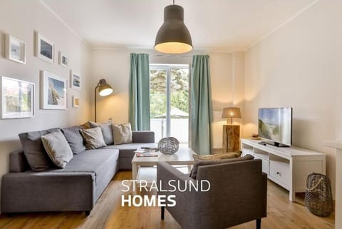 Living room, Photo of the whole room