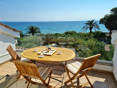 Balcony/Terrace, Balcony/Terrace, Garden view, Sea view, Sea view