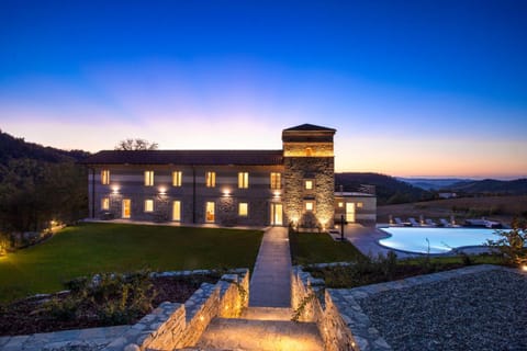 Facade/entrance, Garden, Pool view, Swimming pool, Sunset