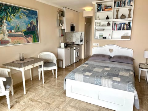 Studio Leopolda Condo in Villefranche-sur-Mer