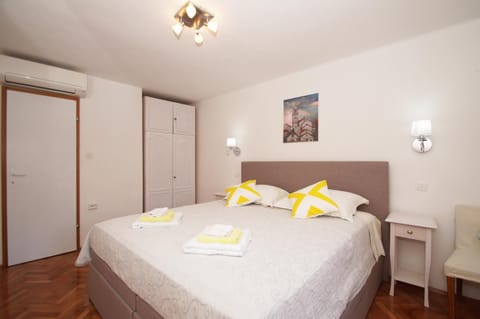 Guest House Holiday Bed and Breakfast in Korčula