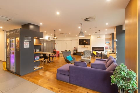 Communal lounge/ TV room, Library, Lobby or reception, Lounge or bar, Seating area