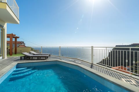 Garden, Balcony/Terrace, Pool view, Sea view, Swimming pool