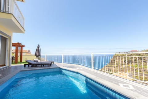 Pool view, Sea view, Swimming pool