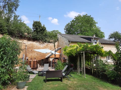 Patio, Natural landscape, Garden, Open Air Bath, sunbed