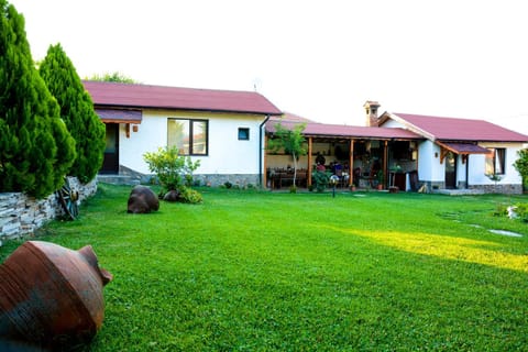 BBQ facilities, Garden