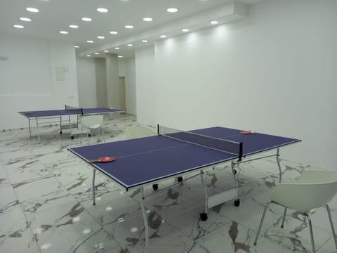 Game Room, Table tennis