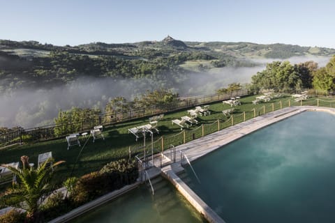 Garden, Landmark view, Swimming pool