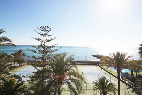 Pool view, Sea view