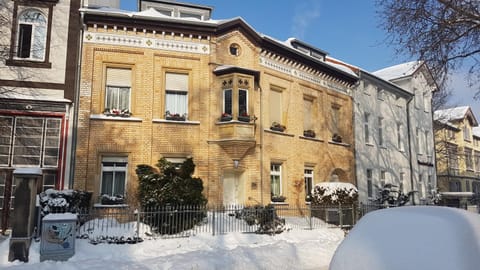 Property building, Winter