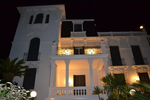 Residence Villa Chiara Apartahotel in Loano