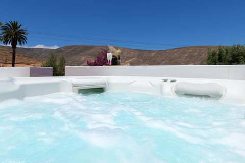 Day, Natural landscape, Hot Tub, Hot Tub, Mountain view