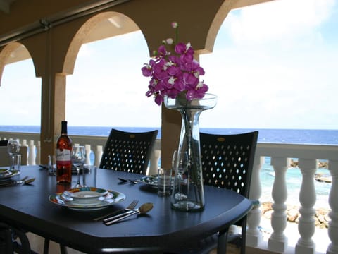 Balcony/Terrace, Decorative detail