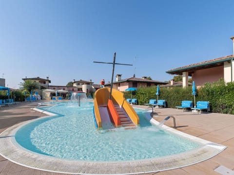 Cosy Apartment in Lido delle Nazioni with Pool Appartement in Comacchio
