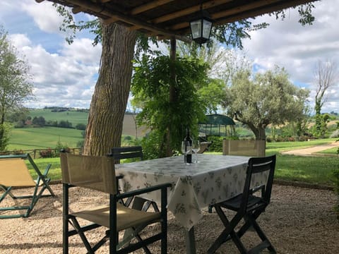 Vigna Sant' Amico Country House Apartment in Marche