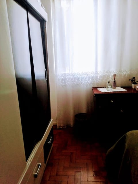 Próximo ao Consulado - Quarto Inteiro Vacation rental in Porto Alegre