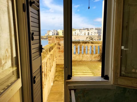 Balcony/Terrace, City view, Sea view