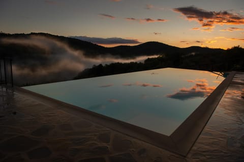 Natural landscape, Mountain view, Pool view, Swimming pool, Sunset