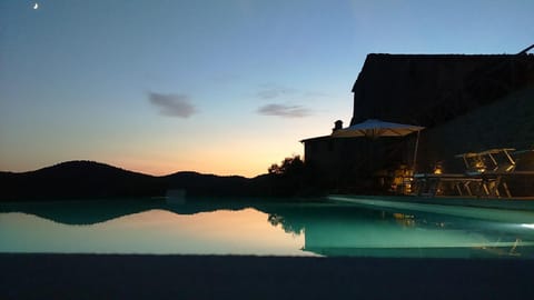 Night, Natural landscape, Mountain view, Pool view, Swimming pool, Sunset, sunbed