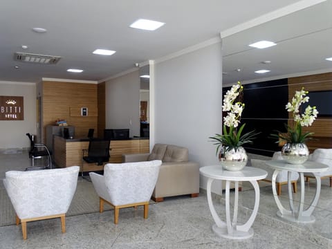 TV and multimedia, Lobby or reception, Seating area