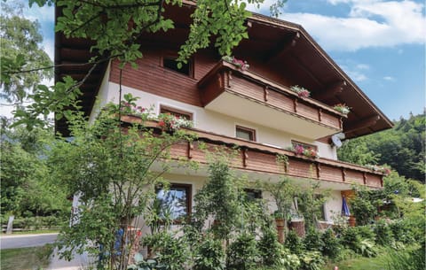 3 Bedroom Beautiful Apartment In Walchsee Wohnung in Walchsee