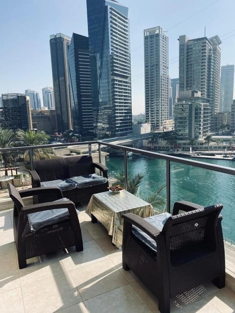 My-Places Dubai Apartment suitable for large groups Al Sahab 1 Apartment in Dubai