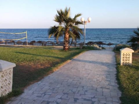La mer carrément à vos pieds Condominio in Hammamet