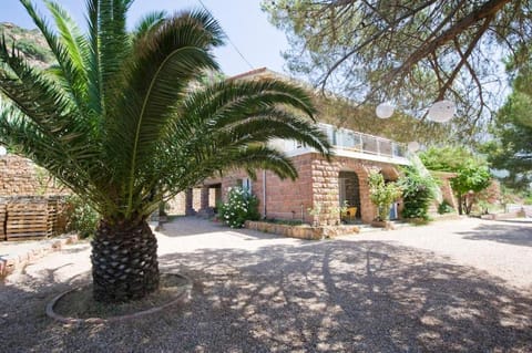 Property building, Landmark view, Mountain view, Sea view