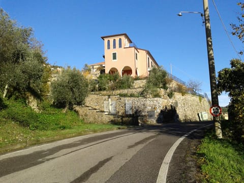 Property building, Street view