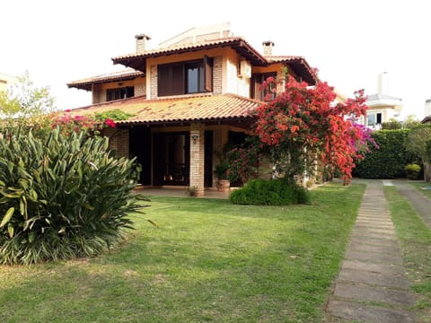 Casa para 10 pessoas a 150m da praia - C130 Haus in Florianopolis