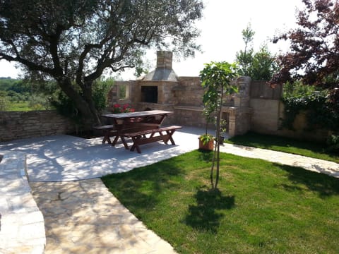 BBQ facilities, Garden