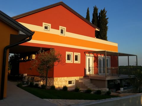 Property building, People, Summer, Garden, View (from property/room), Balcony/Terrace, On site, Area and facilities, Sunset
