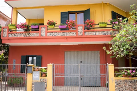 Appartamento Di Basilia Condominio in Bari Sardo