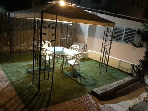 BBQ facilities, Garden, Balcony/Terrace