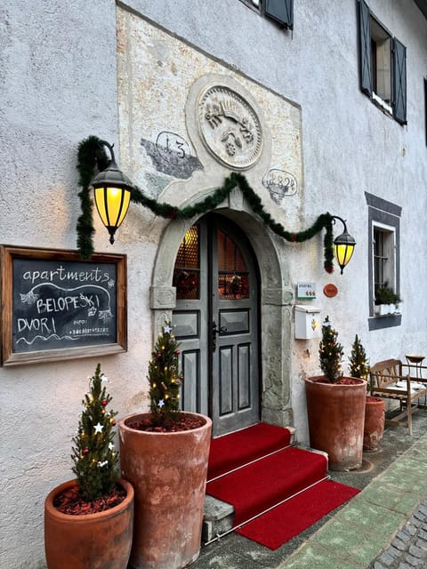 Property building, Facade/entrance, Winter, Street view