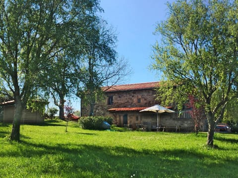 La Casa del Chileno Country House in Cantabria