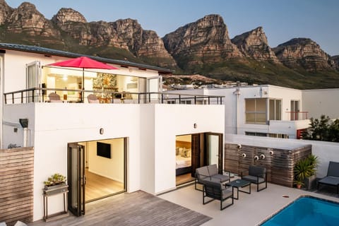 Jumeirah Blue House in Camps Bay