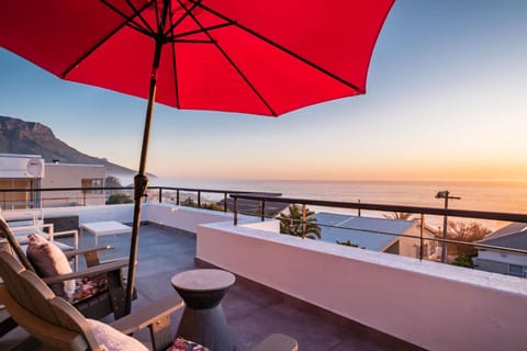 Patio, View (from property/room), Balcony/Terrace, Balcony/Terrace, Seating area, Mountain view, Sea view