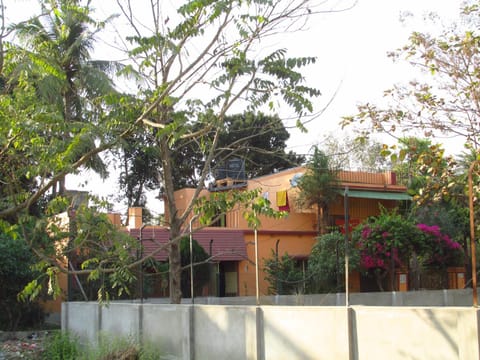 Property building, Facade/entrance, Neighbourhood, Street view