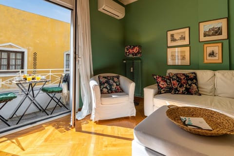 Balcony/Terrace, Living room