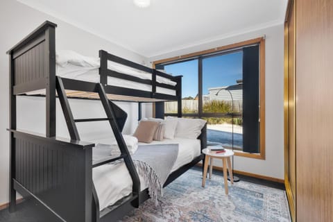 Madsen Retreat Bed and Breakfast in Penguin