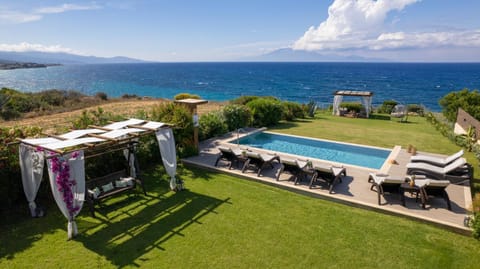 Day, Natural landscape, Garden, Garden view, Pool view, Sea view, Swimming pool, sunbed