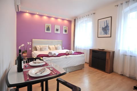 Hillside Premium Apartments Condo in Budapest