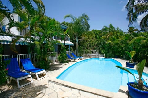 Garden view, Sea view, Swimming pool