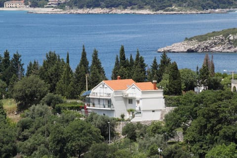 Apartments by the sea Plat, Dubrovnik - 2136 Apartamento in Plat