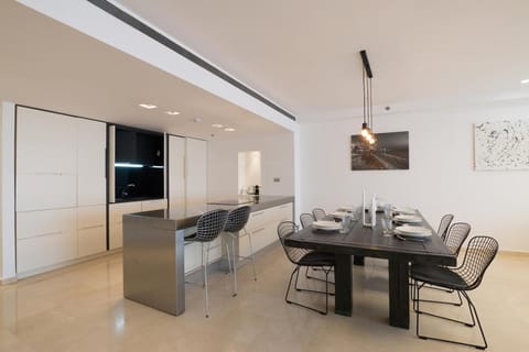 High Class Condo at Marina by FeelHome Appartement in Herzliya