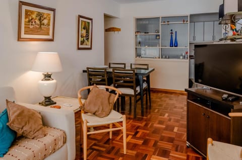 Apartamento en el centro de Pocitos Condo in Montevideo