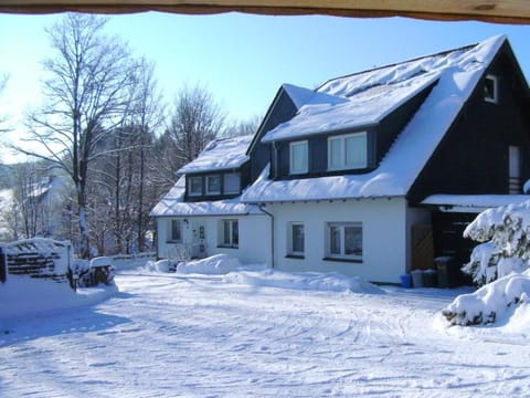 Property building, Winter