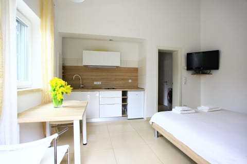 TV and multimedia, Photo of the whole room, Dining area